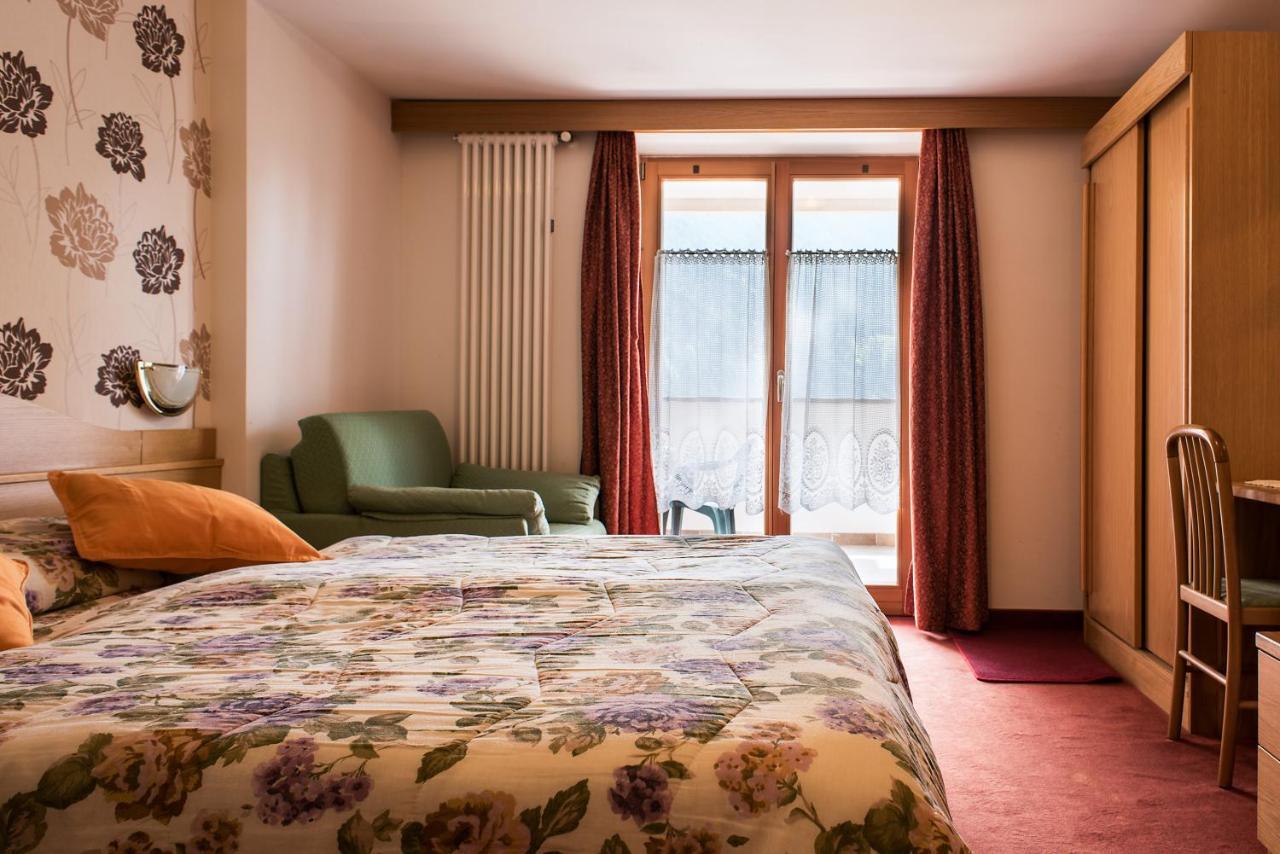 Hotel Sonne Sole Vigo di Fassa Dış mekan fotoğraf